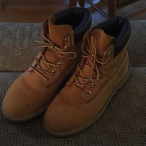 TIMBERLAND BOOTS